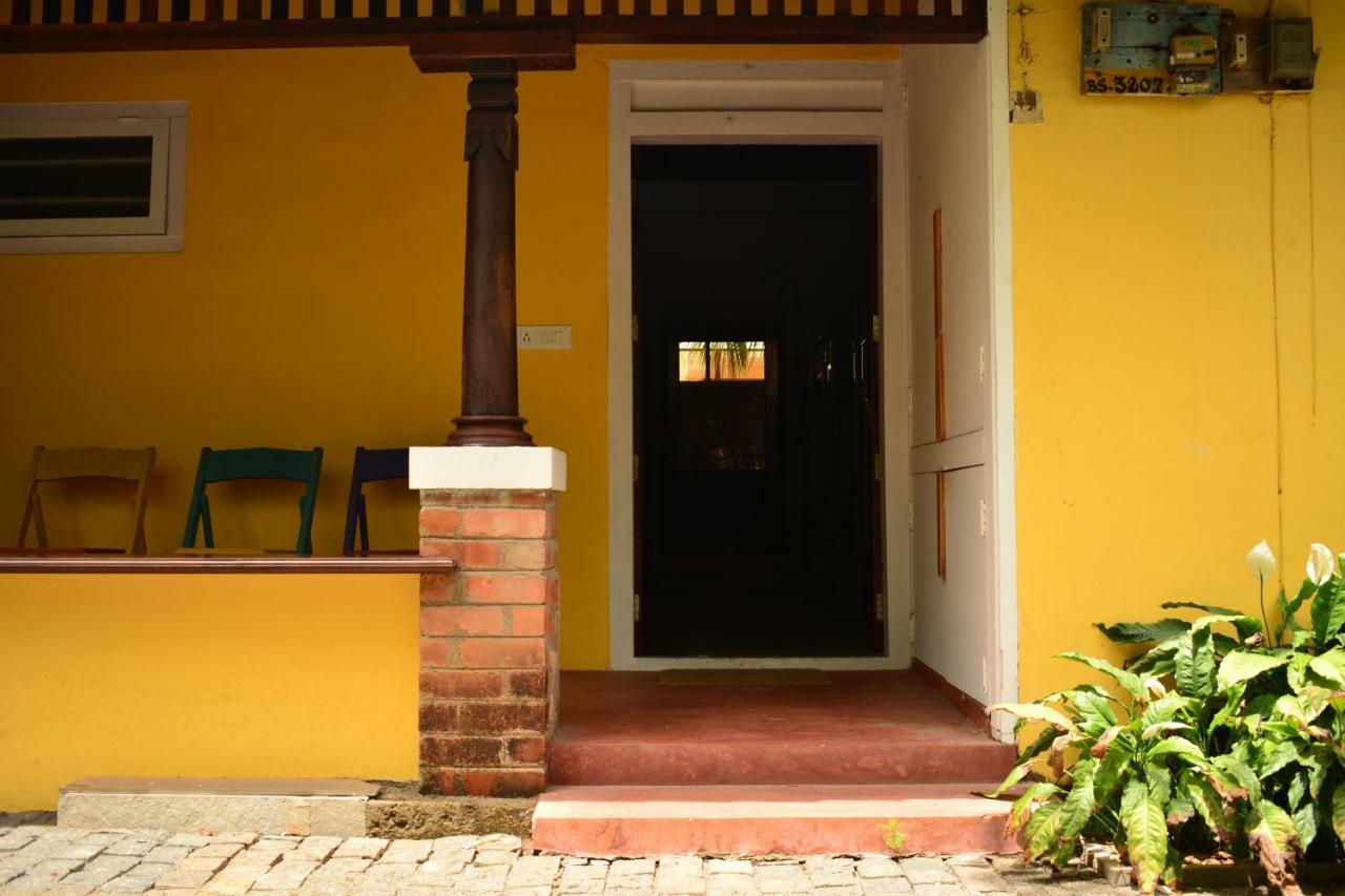 Design Ashram Hostel Kozhikode Exterior photo